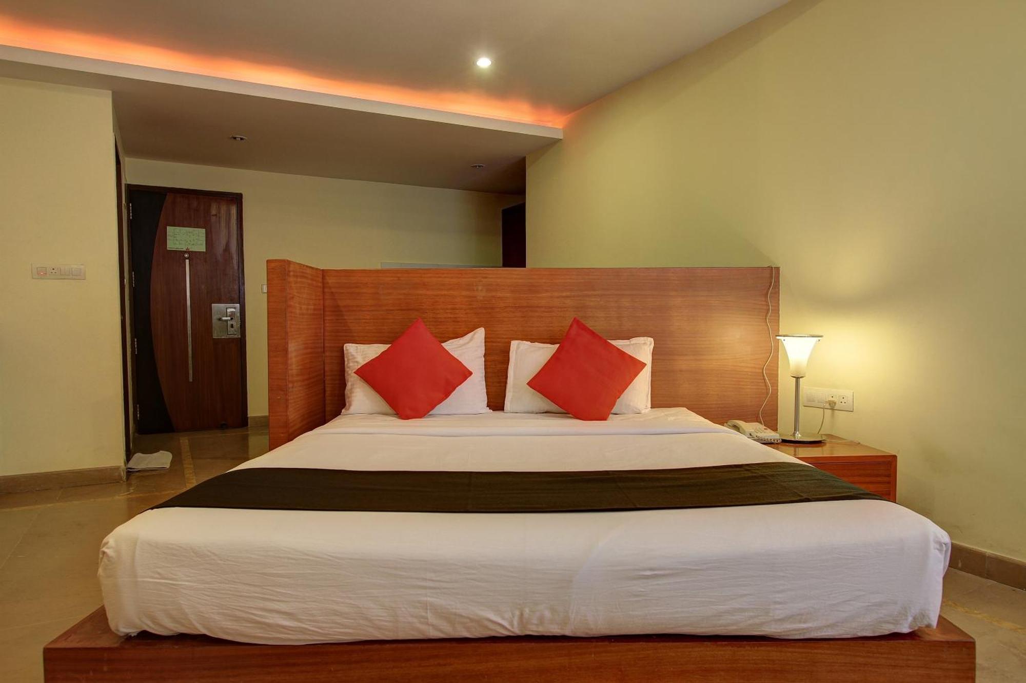 Townhouse Jp Residency Near Delhi Airport Hotel New Delhi Exterior foto